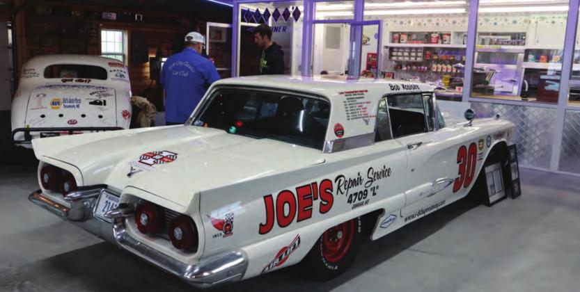 Bob Kosiscki’s 59 Thunderbird. He raced one at the Daytona 500 in 1960. This is a replcia car.