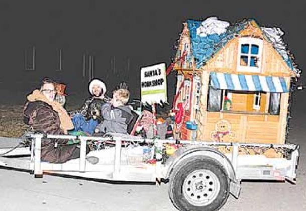 Santa Parade Dec. 22 lifts community spirits