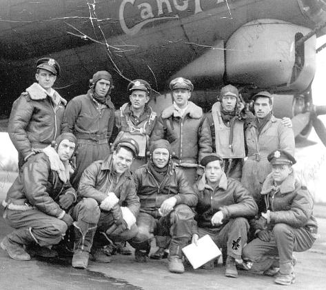 The ground crew of the 100th Bomb Group poses in front of a B-17 aircraft at the Kearney Air Force Base around 1943. Photo courtesy of Chandler Lynch, 74, a Kearney resident and historian, and the Buffalo County Historical Society. Lynch’s father, with whom he shares a name, kneels second from the right in the bottom row.
