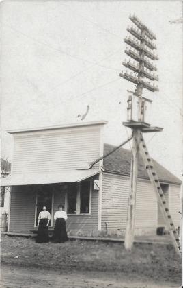 Della and Stella McCoy at the Dawson Telephone Exchange in 1908